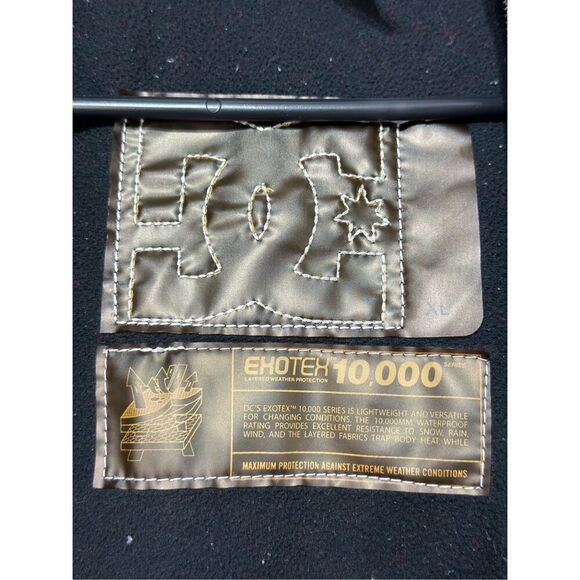 Vintage DC Men's 5K Spectrum Softshell 11 Hooded Black Snowboarding Jacket XL - Picture 10 of 16